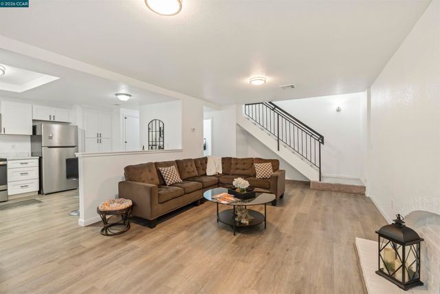 2593 El Portal Dr. C, San Pablo, CA 94806
