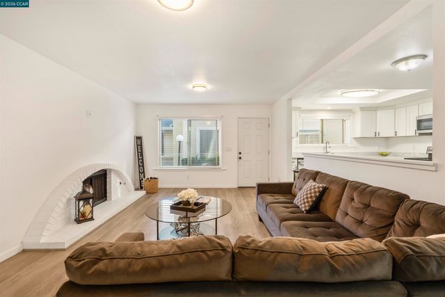 2593 El Portal Dr. C, San Pablo, CA 94806