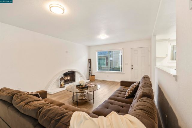 2593 El Portal Dr. C, San Pablo, CA 94806