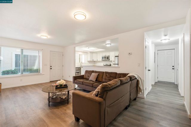 2593 El Portal Dr. C, San Pablo, CA 94806