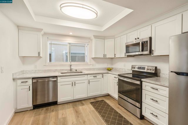 2593 El Portal Dr. C, San Pablo, CA 94806