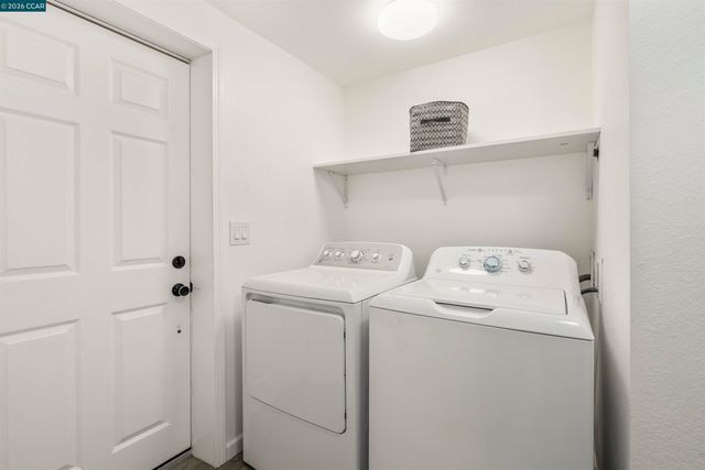 2593 El Portal Dr. C, San Pablo, CA 94806