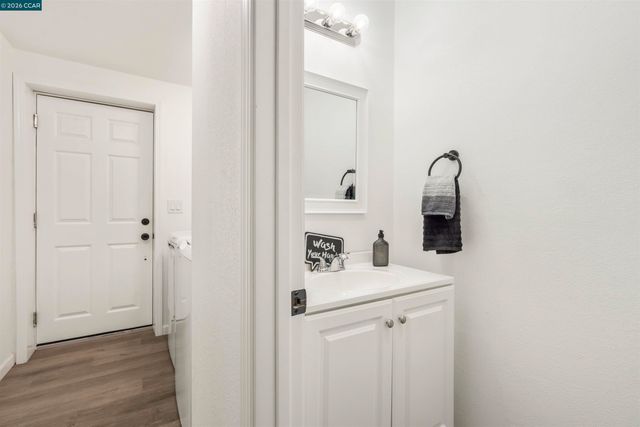 2593 El Portal Dr. C, San Pablo, CA 94806