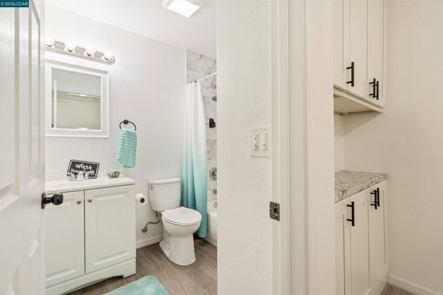 2593 El Portal Dr. C, San Pablo, CA 94806