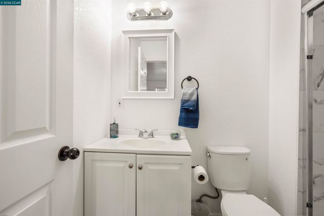 2593 El Portal Dr. C, San Pablo, CA 94806