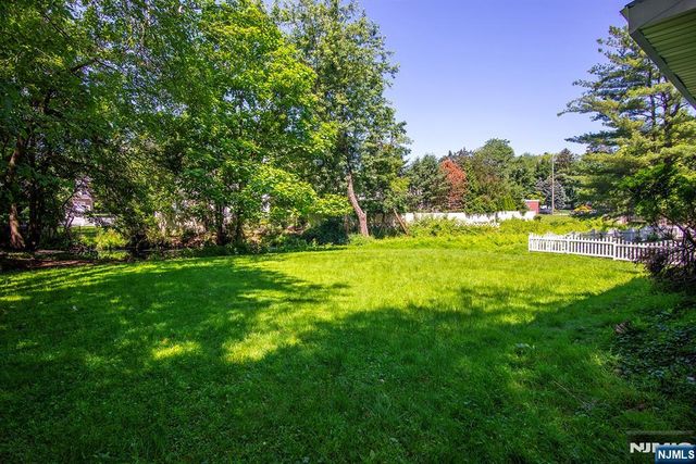 126 Grant Avenue, Cresskill, NJ 07626