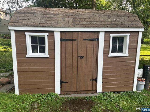 126 Grant Avenue, Cresskill, NJ 07626