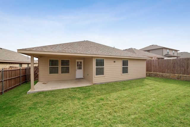 8417 Muddy Creek Drive, Fort Worth, TX 76131