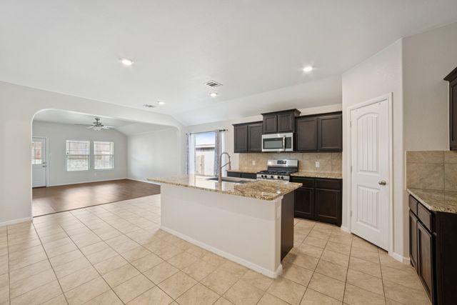 8417 Muddy Creek Drive, Fort Worth, TX 76131