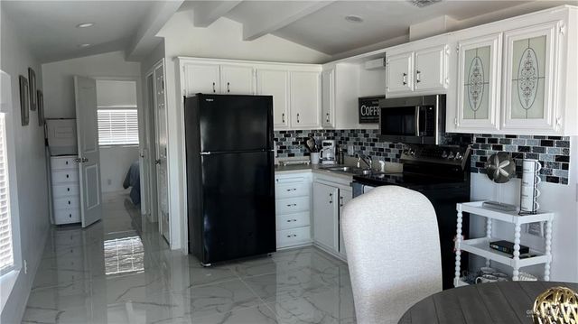 318 Sun Dial Circle, Port Isabel, TX 78578