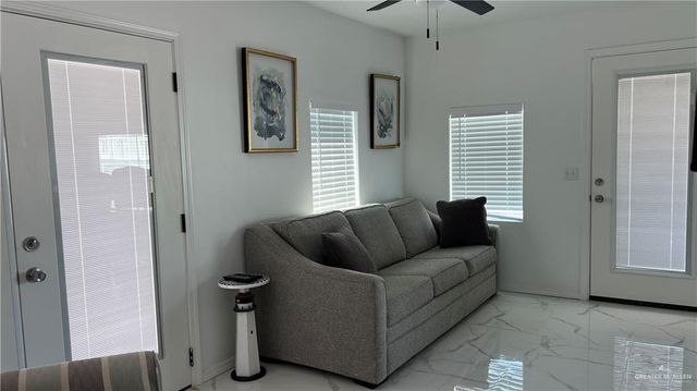 318 Sun Dial Circle, Port Isabel, TX 78578