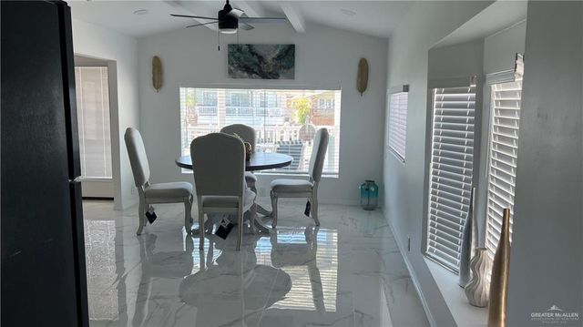 318 Sun Dial Circle, Port Isabel, TX 78578