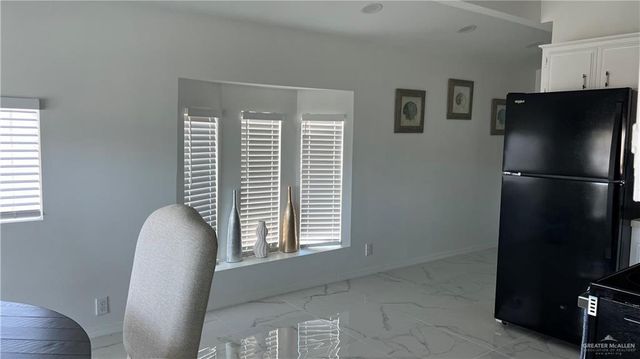 318 Sun Dial Circle, Port Isabel, TX 78578