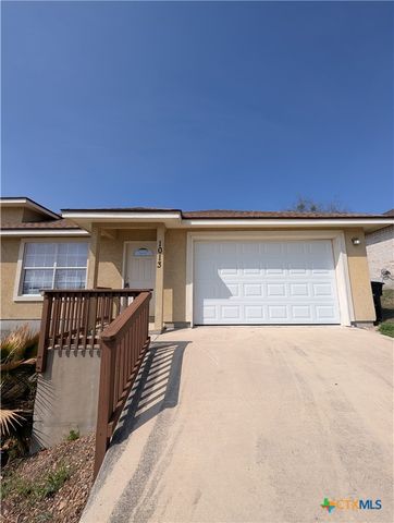 1013 Misty Acres Drive, New Braunfels, TX 78130