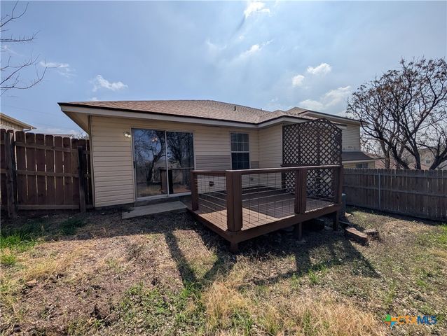 1013 Misty Acres Drive, New Braunfels, TX 78130