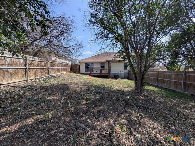 1013 Misty Acres Drive, New Braunfels, TX 78130