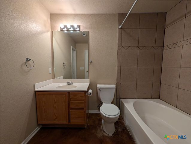 1013 Misty Acres Drive, New Braunfels, TX 78130