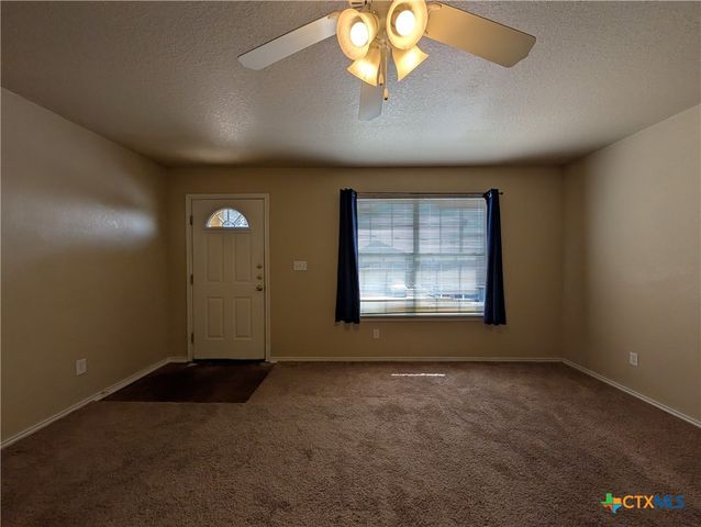 1013 Misty Acres Drive, New Braunfels, TX 78130