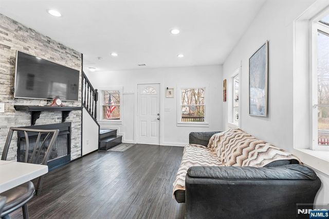 111 Doty Road, Oakland, NJ 07436