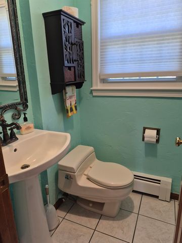 20 Shelburne Road, Nashua, NH 03063
