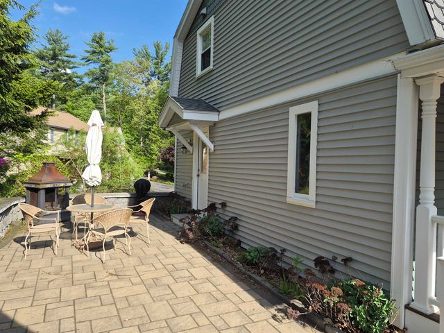 20 Shelburne Road, Nashua, NH 03063