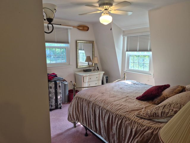 20 Shelburne Road, Nashua, NH 03063