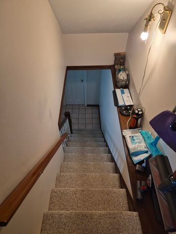 20 Shelburne Road, Nashua, NH 03063