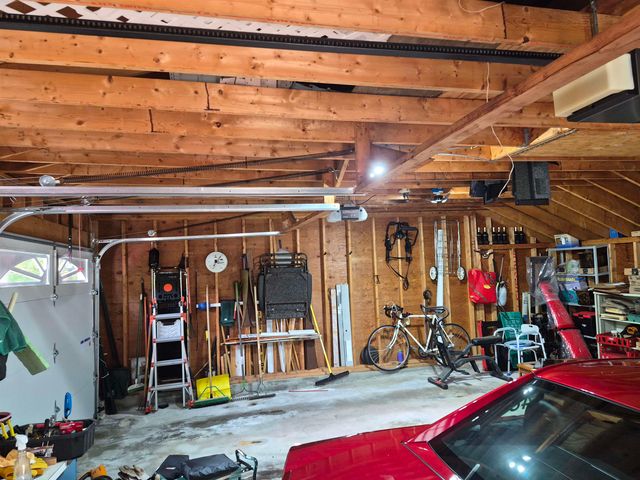 20 Shelburne Road, Nashua, NH 03063