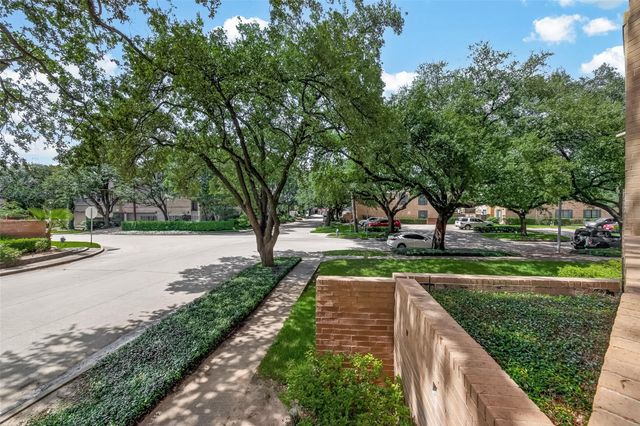 5220 Weslayan Street 107, Houston, TX 77005