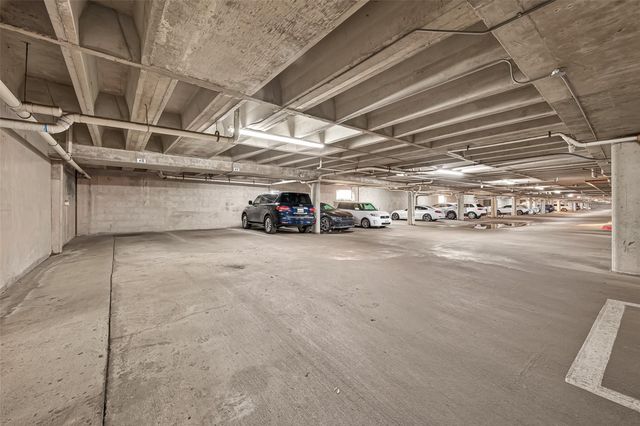 5220 Weslayan Street 107, Houston, TX 77005