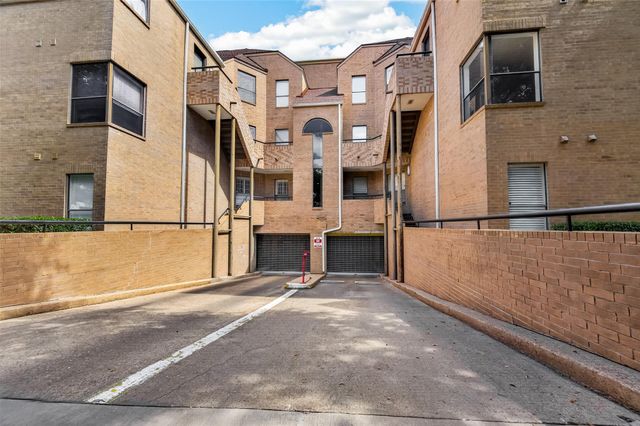 5220 Weslayan Street 107, Houston, TX 77005