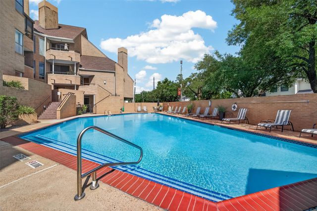 5220 Weslayan Street 107, Houston, TX 77005