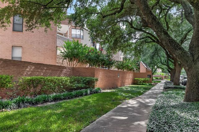 5220 Weslayan Street 107, Houston, TX 77005