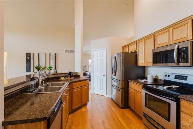 5601 Mark Twain Ln, Pueblo, CO 81008