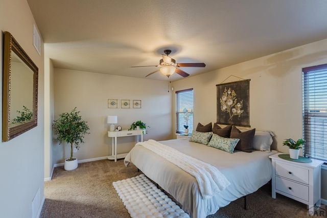 5601 Mark Twain Ln, Pueblo, CO 81008