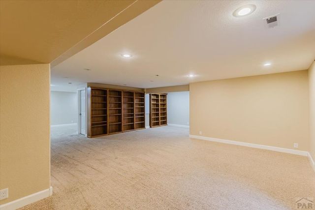 5601 Mark Twain Ln, Pueblo, CO 81008