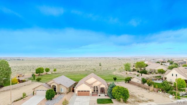 5601 Mark Twain Ln, Pueblo, CO 81008
