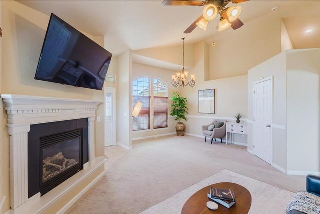5601 Mark Twain Ln, Pueblo, CO 81008