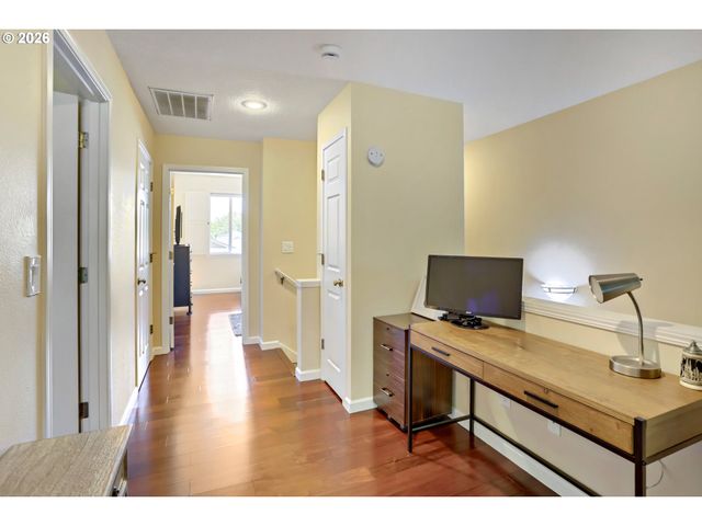 1729 Ne 65TH Ave, Hillsboro, OR 97124