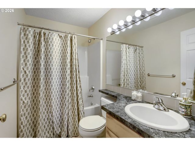 1729 Ne 65TH Ave, Hillsboro, OR 97124
