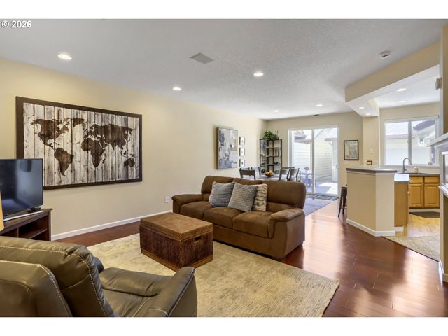 1729 Ne 65TH Ave, Hillsboro, OR 97124