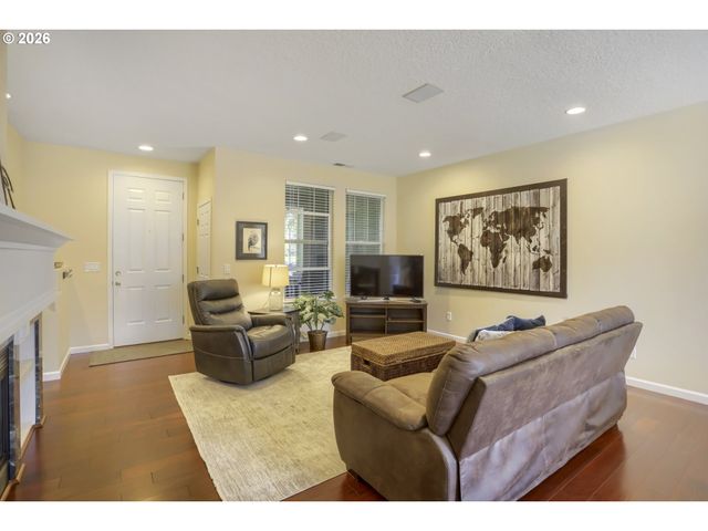 1729 Ne 65TH Ave, Hillsboro, OR 97124