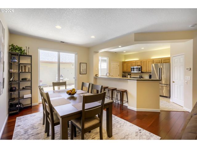 1729 Ne 65TH Ave, Hillsboro, OR 97124