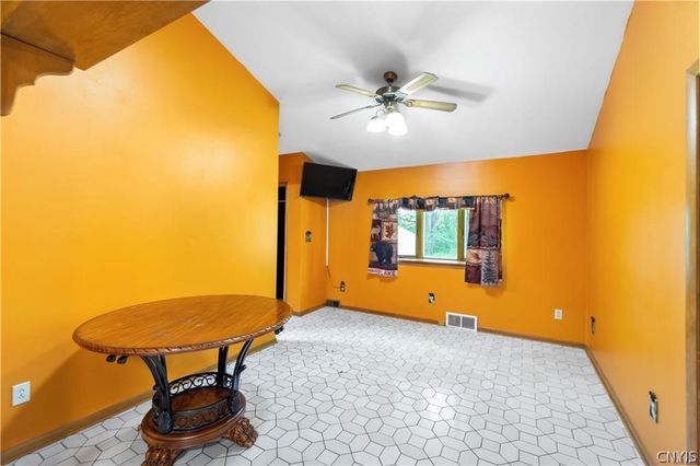 8835 Bridgeport-Kirkville Road, Sullivan, NY 13082