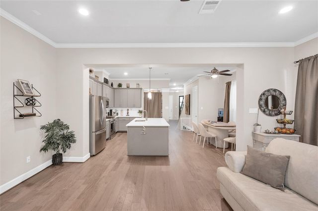 5014 Lillian Street, Houston, TX 77007