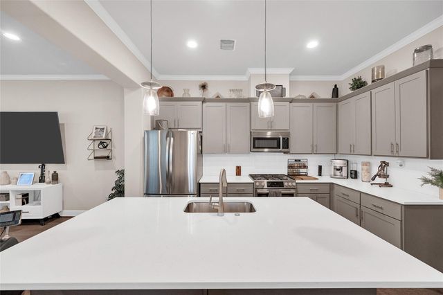 5014 Lillian Street, Houston, TX 77007