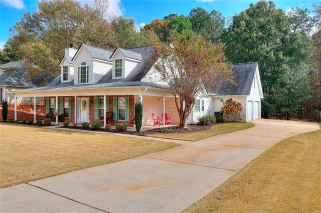 145 Vinnys Terrace, Covington, GA 30014