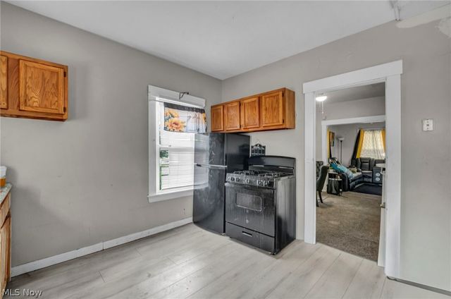 3403 W 98th Street, Cleveland, OH 44102