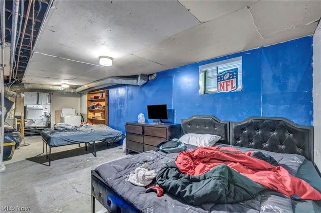 3403 W 98th Street, Cleveland, OH 44102