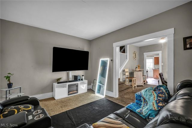 3403 W 98th Street, Cleveland, OH 44102